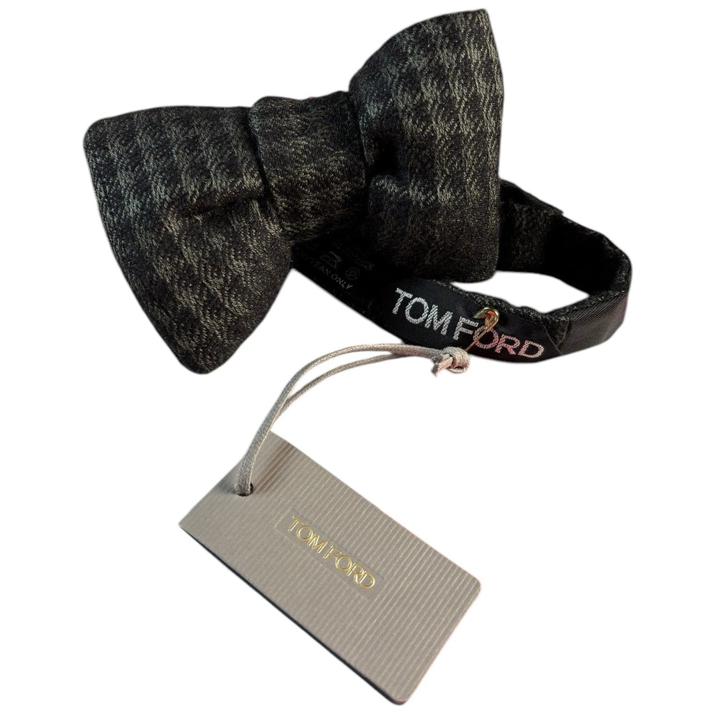 Men's Black Silk Wool Bow Tie by Tom Ford