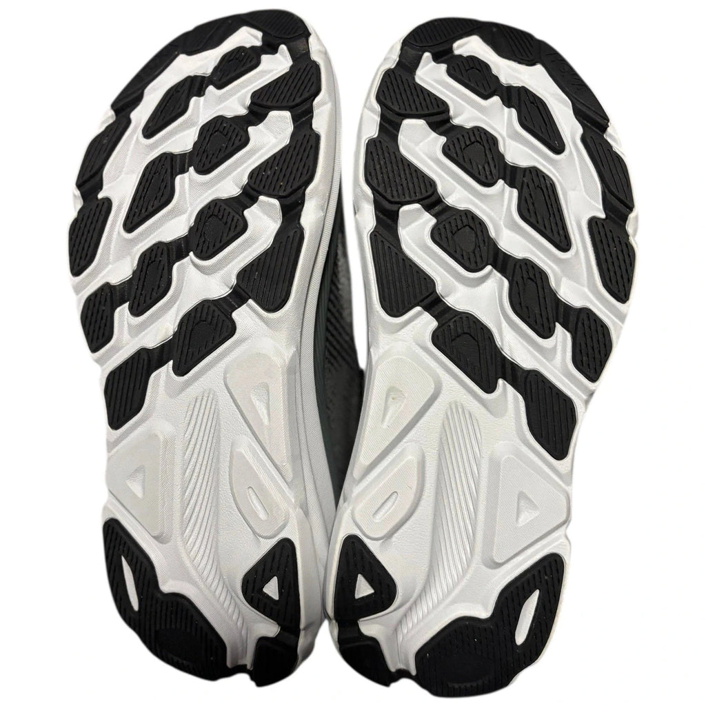 Men's Hoka One One Clifton 9 Trainers in Grey Black