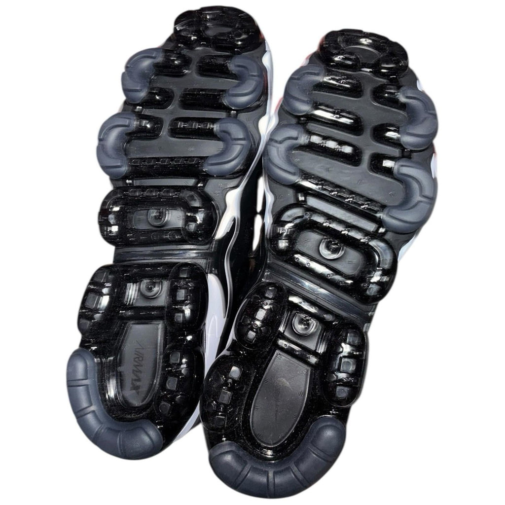 Nike Air Vapormax Plus Triple Black Trainers